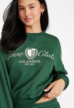 Pullover Graphic Crew Neck Sweatshirt
