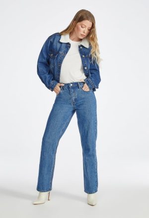 Ali High Rise Bootcut Jeans