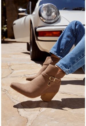 Della Ankle Bootie