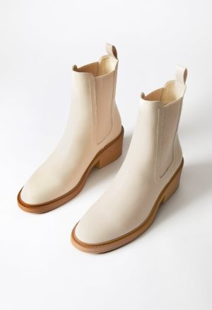 Loren Chelsea Bootie