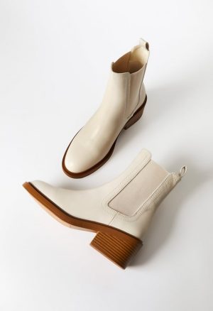 Loren Chelsea Bootie