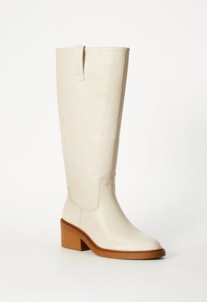 Reiley Flat Boot