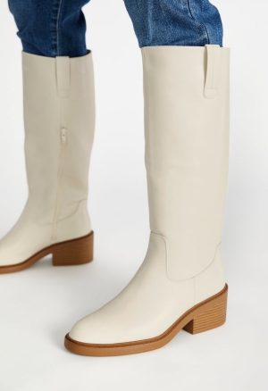 Reiley Flat Boot