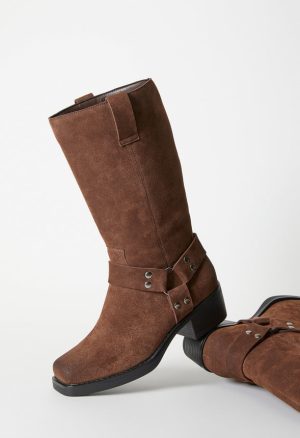 Braxton Flat Boot
