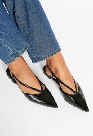 Adoria Pointed Toe Flat