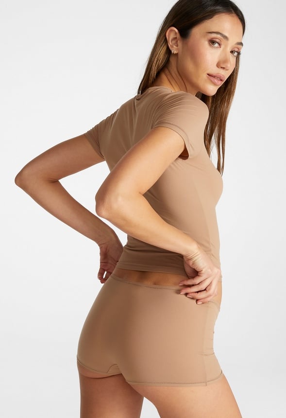 MC2500517-2400-3_589x860_e5194e68-26a2-4e6e-864a-f0889481198b