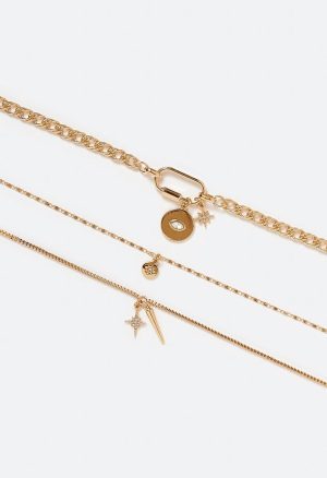 3-Rows Kate Necklace With Mix Charms And Carabiner Clasp