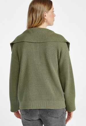 Bell Collar Long Sleeve Sweater