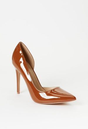 Annakay Pointed Toe Pump