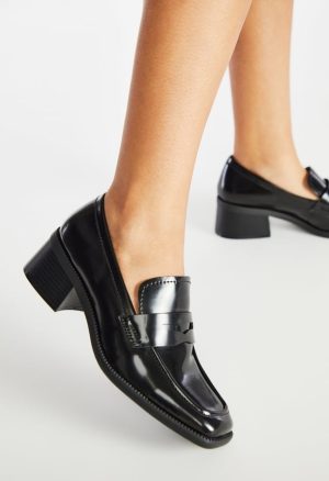 Hollis Loafer Pump
