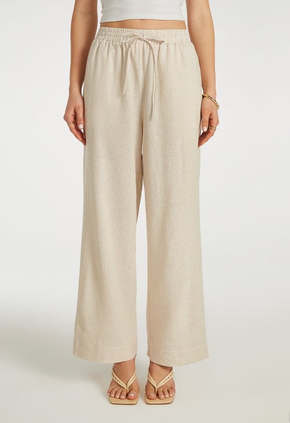 Pull-On Wide Leg Cropped Pants
