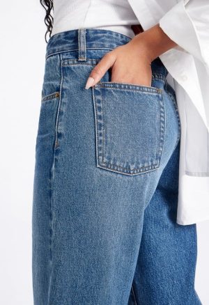 Billie Mid Rise Straight Leg Jean