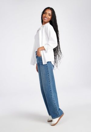 Billie Mid Rise Straight Leg Jean