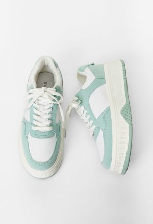 Billie Court Sneaker
