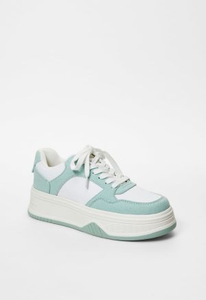 Billie Court Sneaker