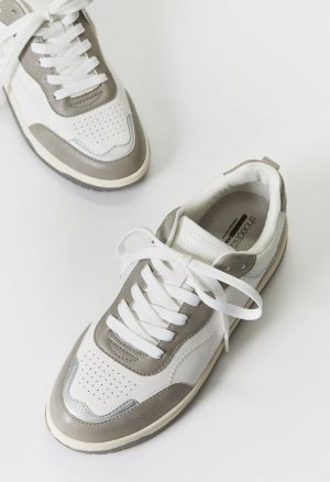 Regina Court Sneaker