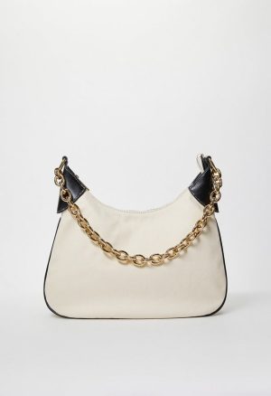 Chain Strap Shoulder Bag