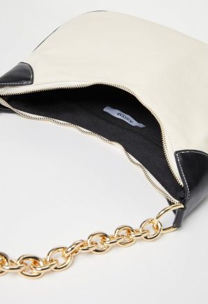Chain Strap Shoulder Bag